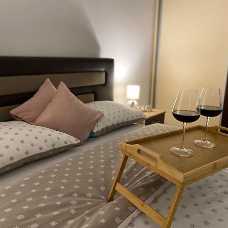 Apartman Ns Dan Centar نوفي ساد المظهر الخارجي الصورة