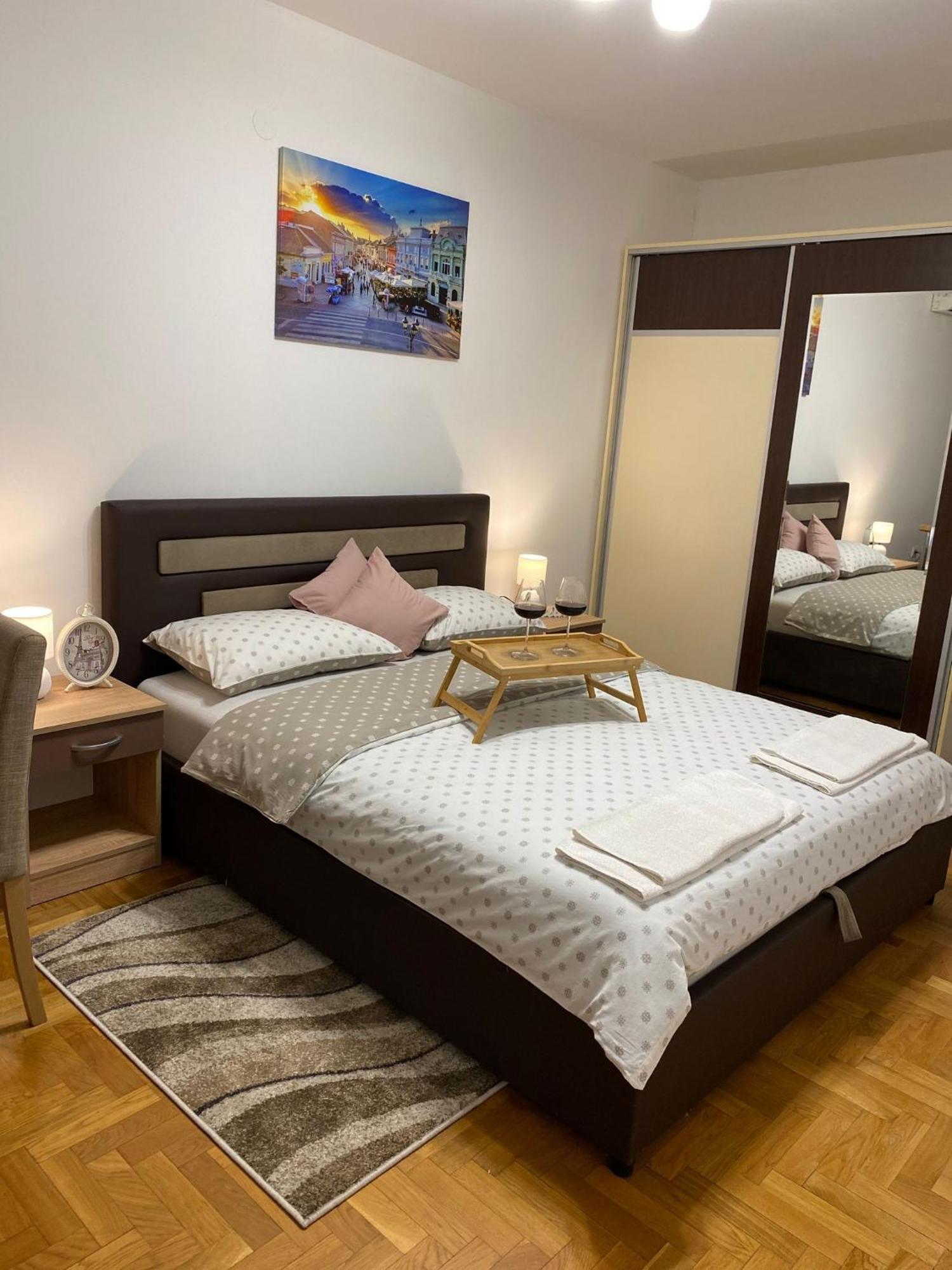 Apartman Ns Dan Centar نوفي ساد المظهر الخارجي الصورة